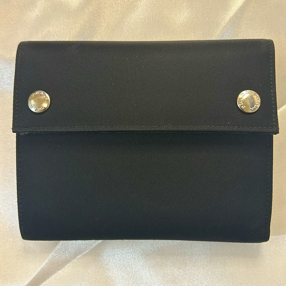 Excellent Condition Prada Unisex Double Snap Tessuto Nylon and Leather Wallet - Picture 2 of 13